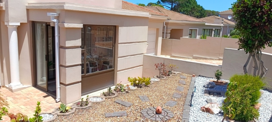 3 Bedroom Property for Sale in Chanteclair Western Cape